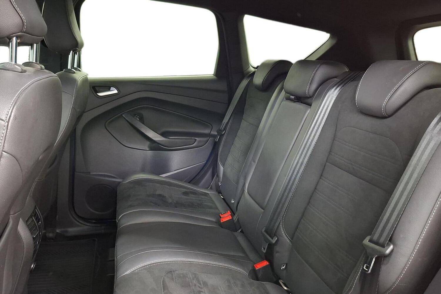 Ford Kuga vaihtoauto