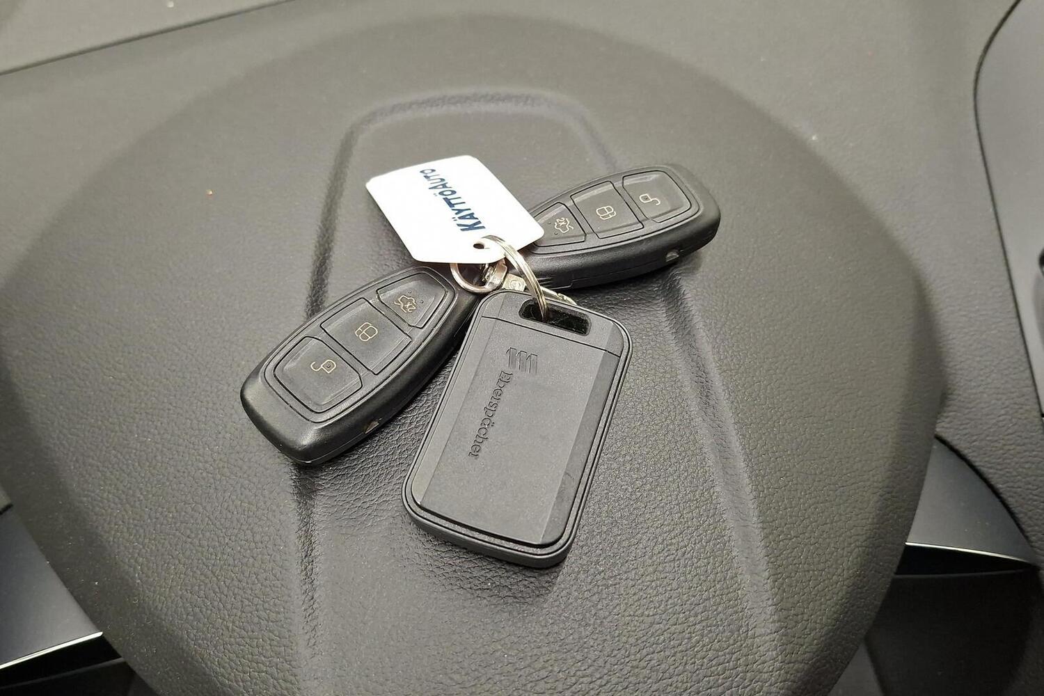 Ford Kuga vaihtoauto