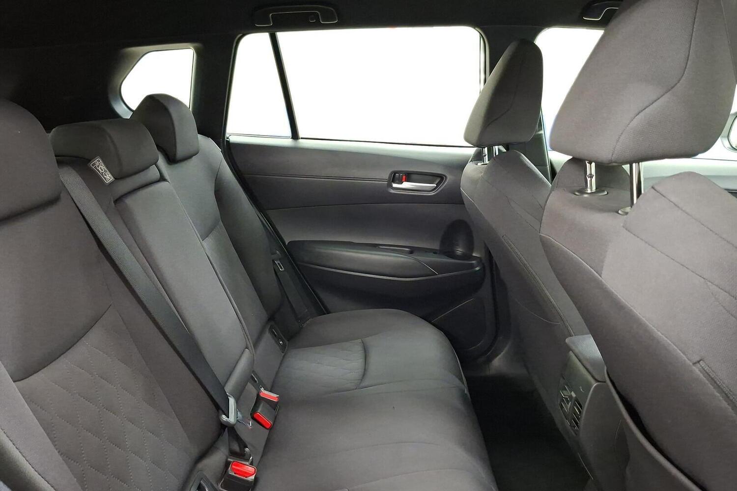 Toyota Corolla Cross vaihtoauto