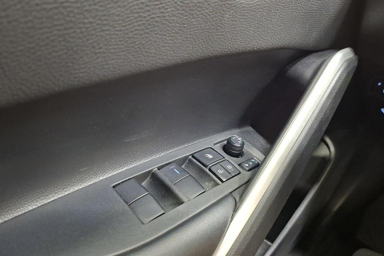 Toyota Corolla Cross vaihtoauto