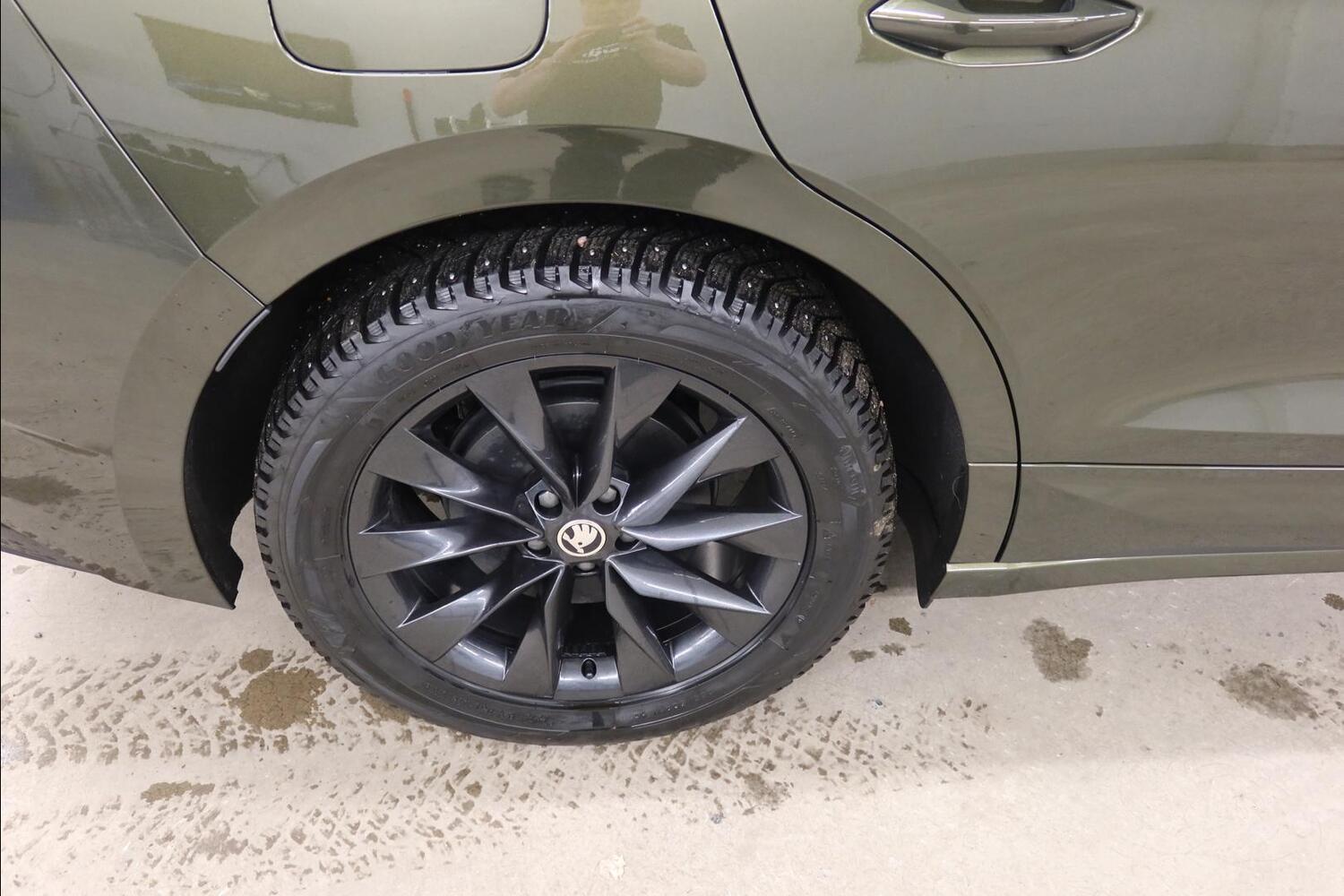 Skoda Enyaq vaihtoauto