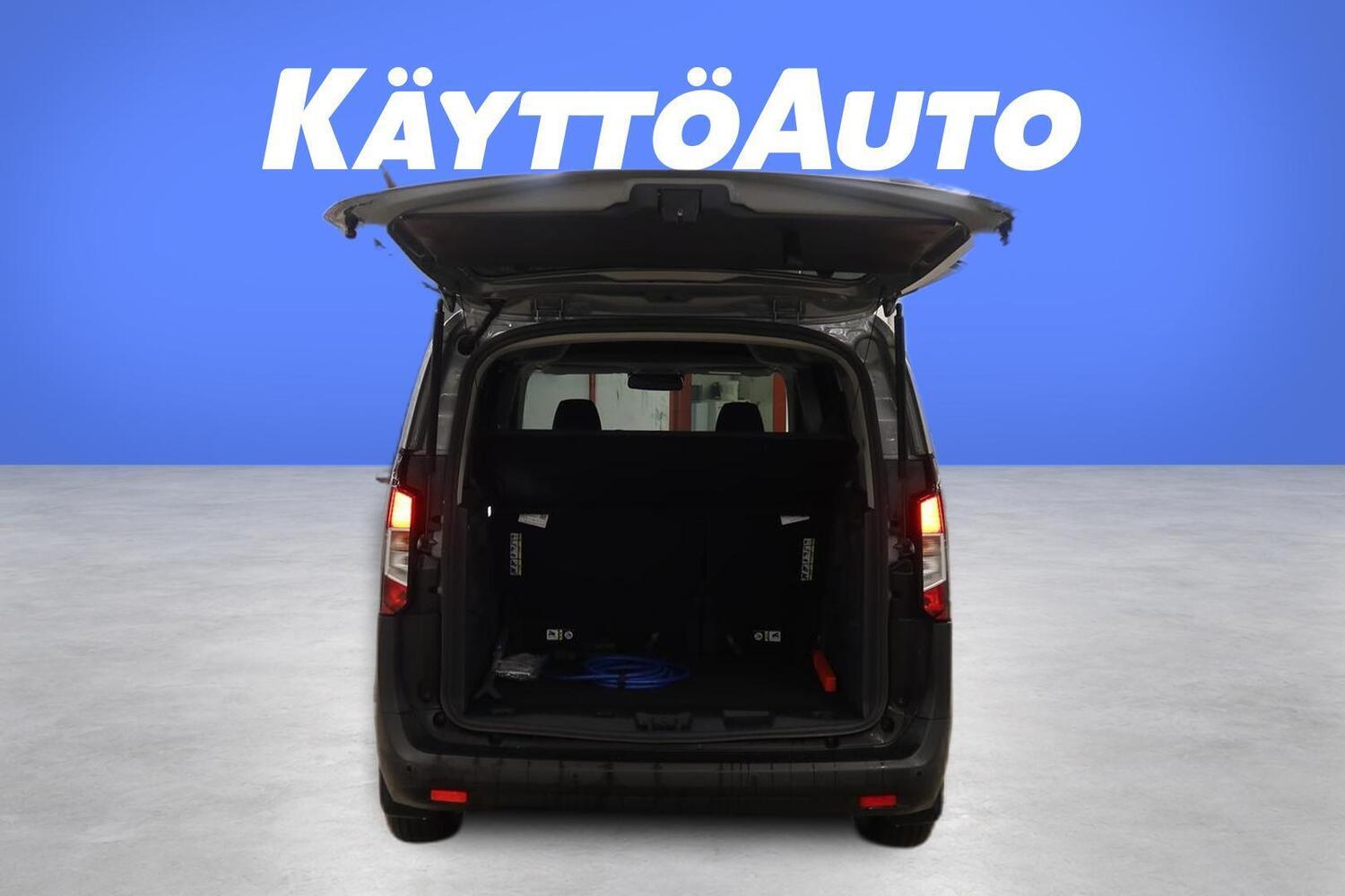 Ford Tourneo Courier vaihtoauto