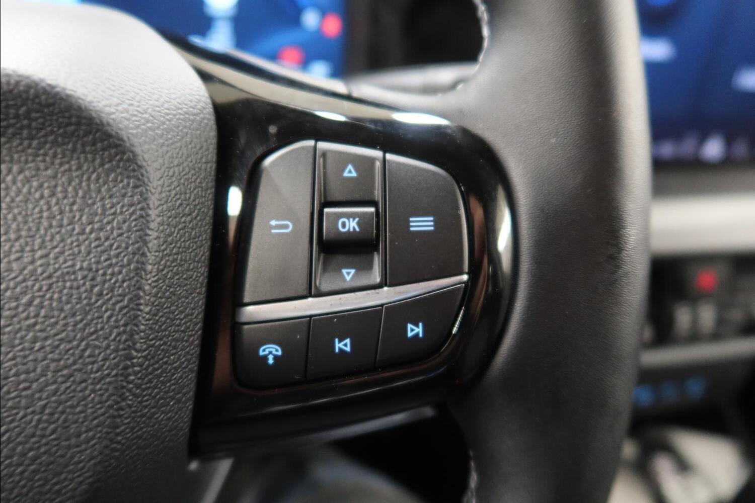 Ford Tourneo Courier vaihtoauto