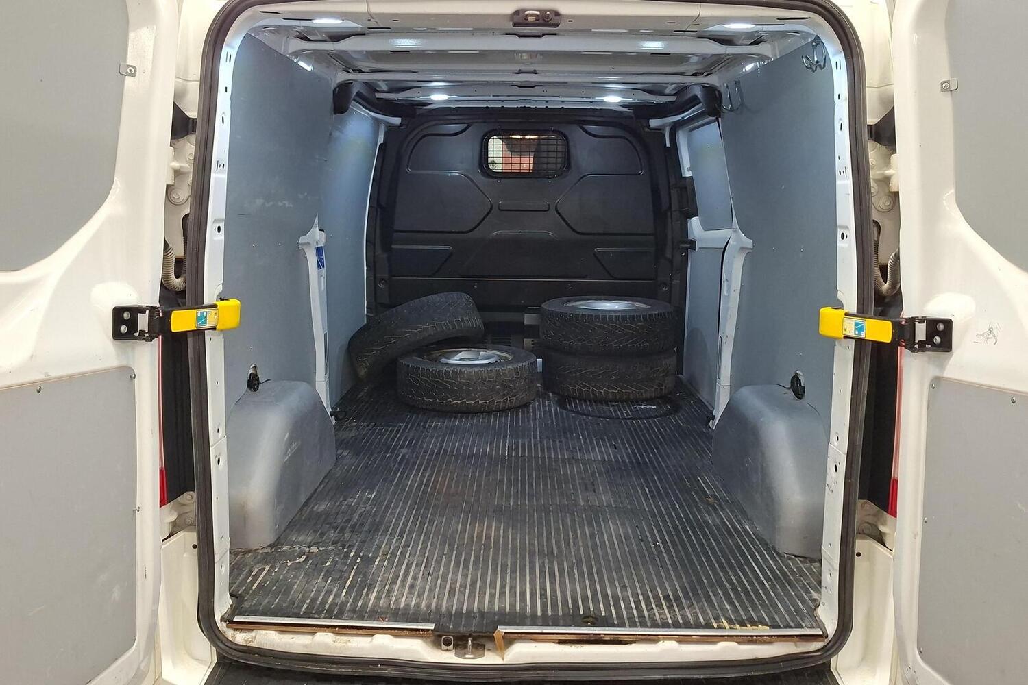 Ford Transit Custom vaihtoauto