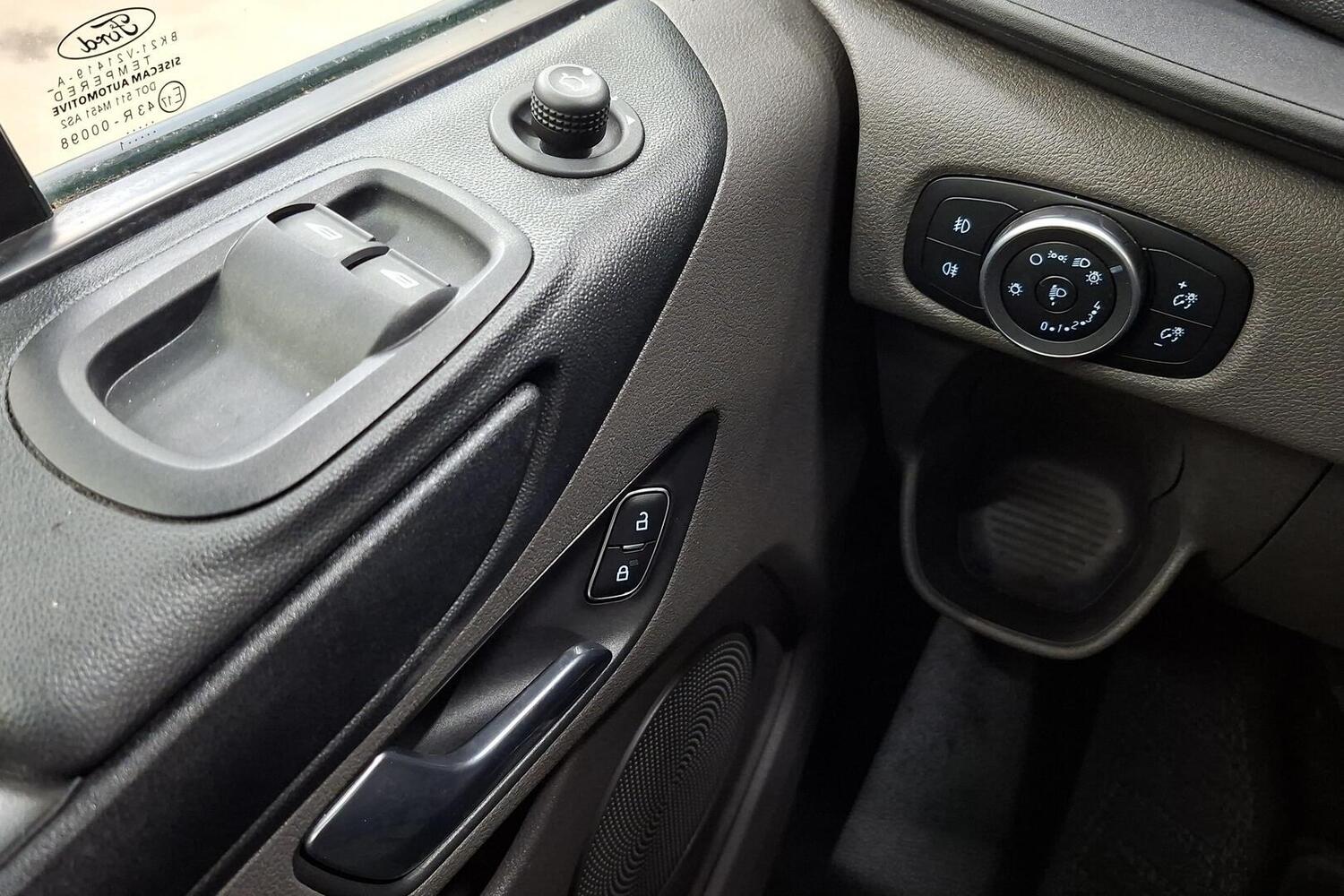 Ford Transit Custom vaihtoauto