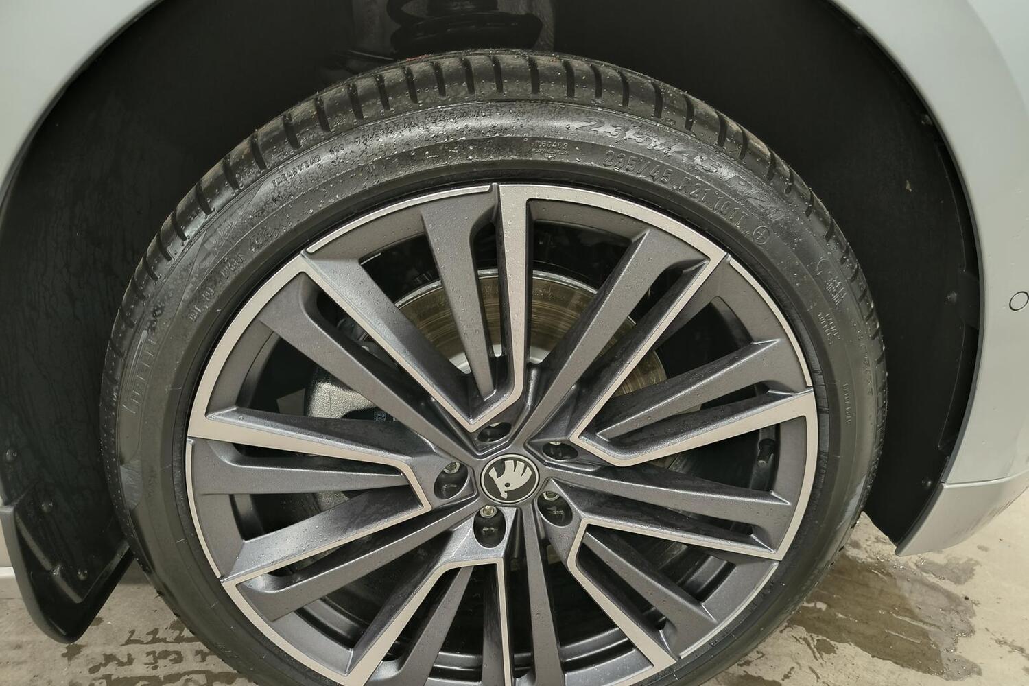 Skoda Enyaq vaihtoauto