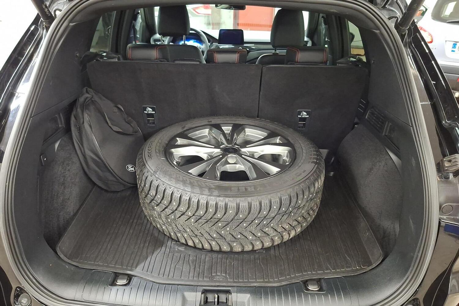 Ford Kuga vaihtoauto