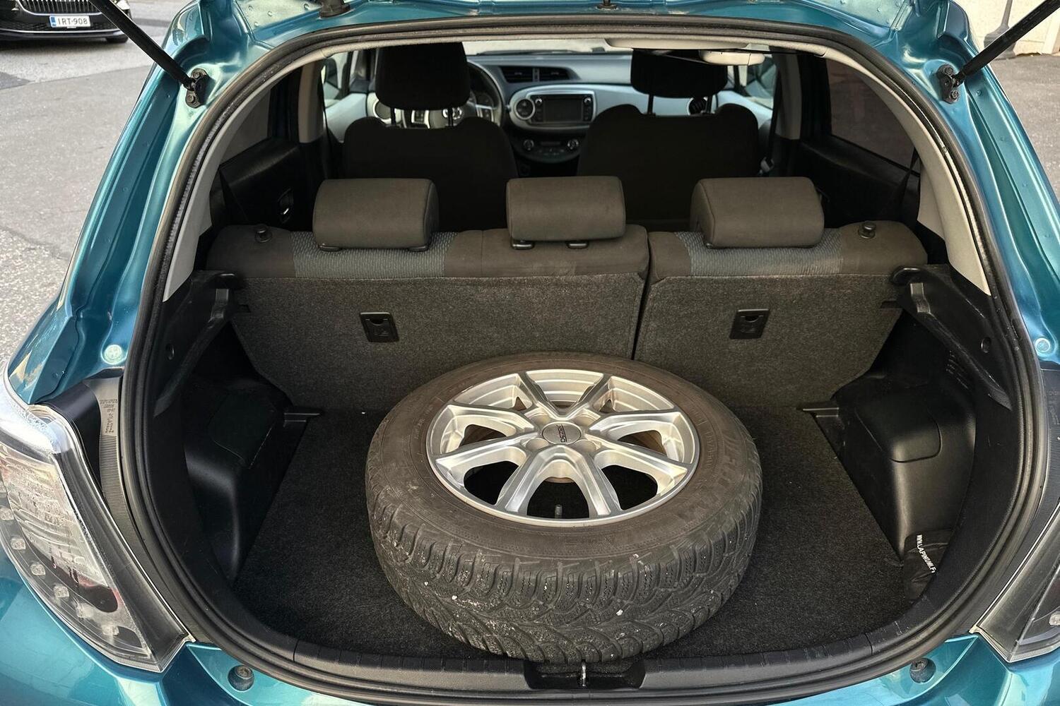 Toyota Yaris vaihtoauto