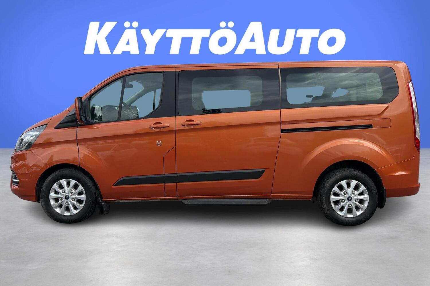 Ford Tourneo Custom vaihtoauto