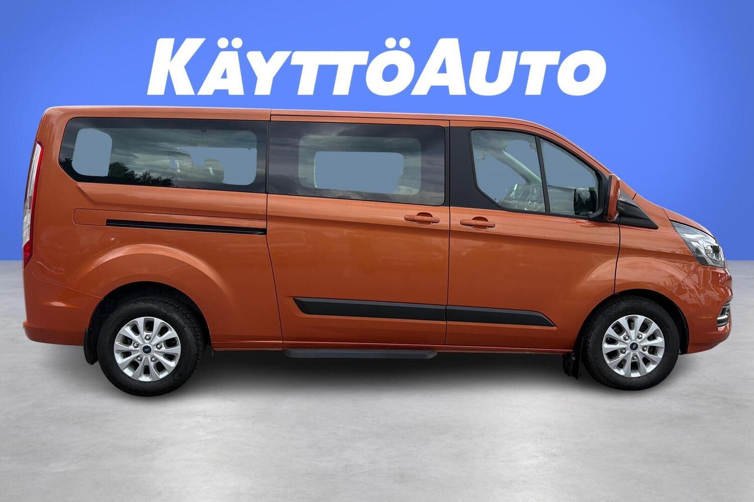 Ford Tourneo Custom vaihtoauto