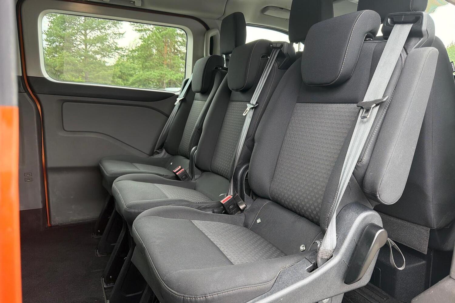 Ford Tourneo Custom vaihtoauto