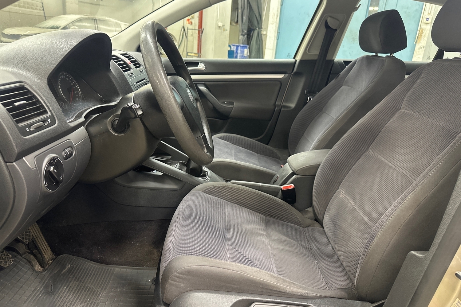 Volkswagen Jetta vaihtoauto