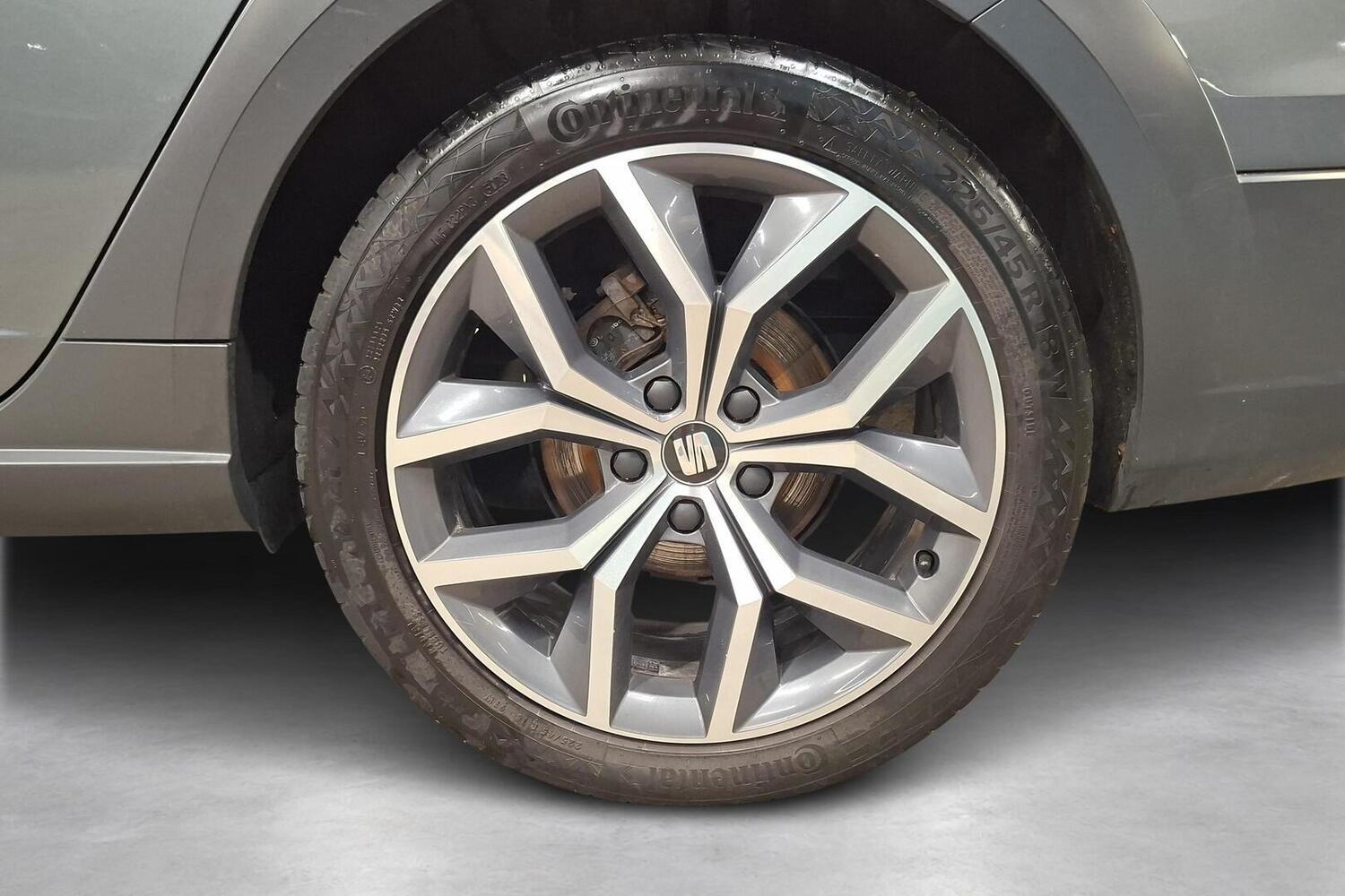 SEAT Leon X-Perience vaihtoauto