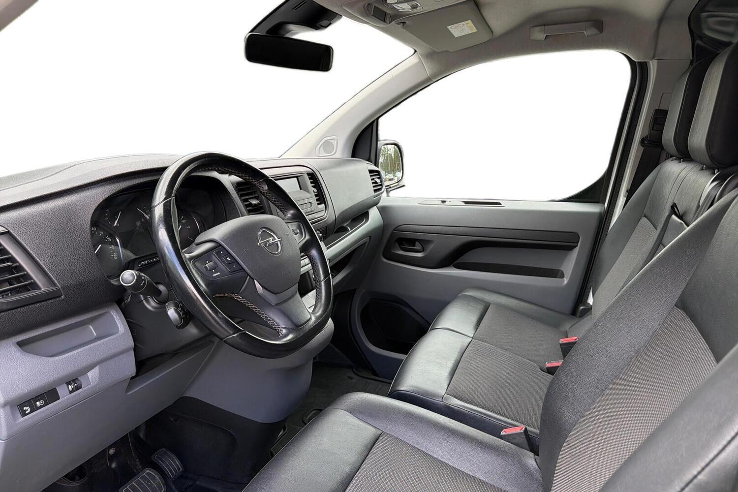 Opel Vivaro vaihtoauto