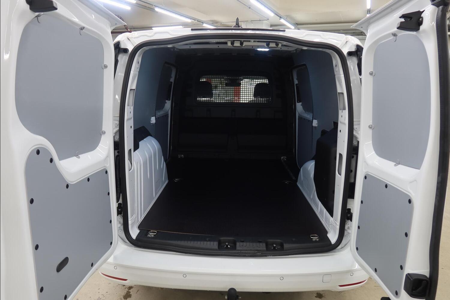 Ford Transit Connect vaihtoauto