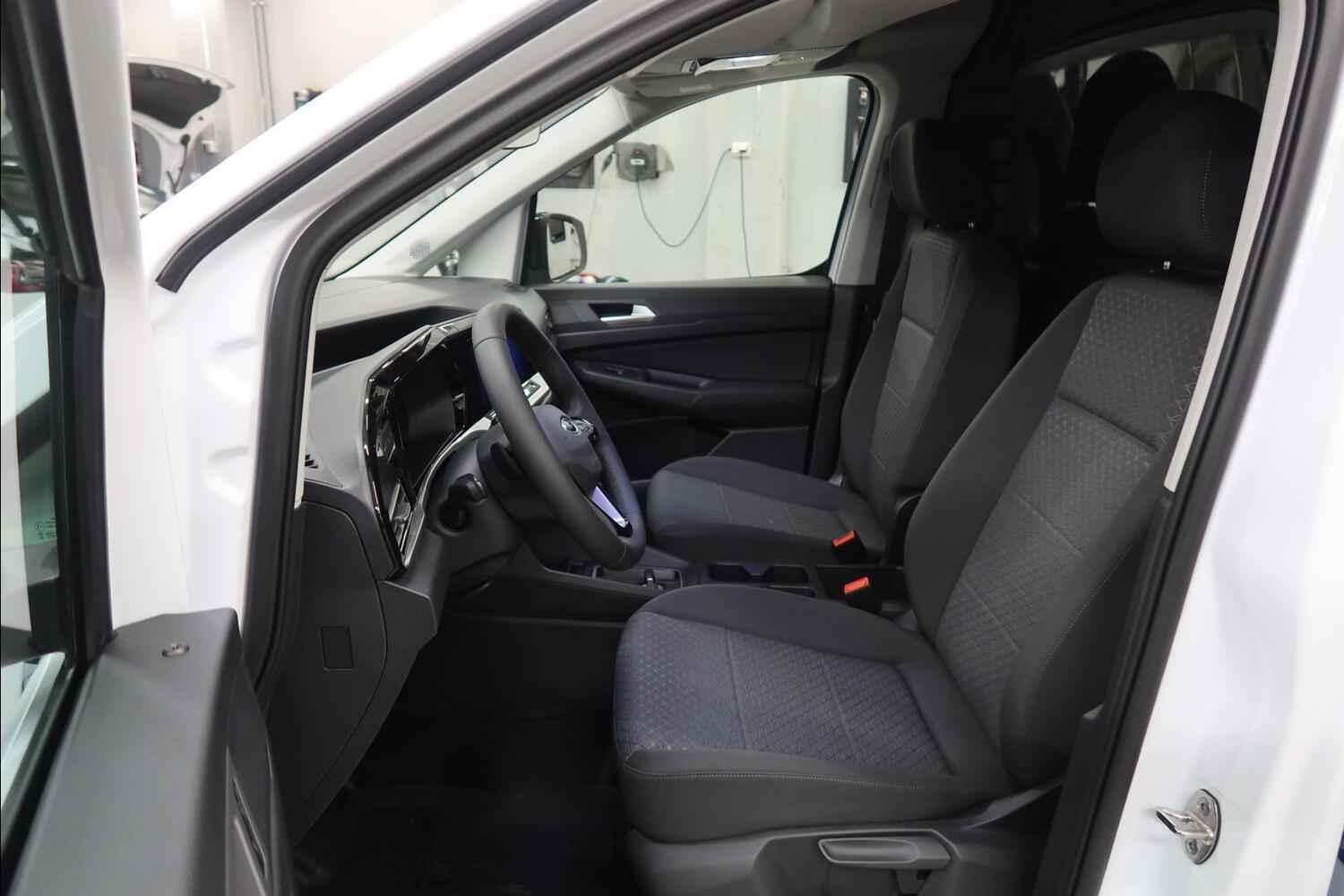 Ford Transit Connect vaihtoauto