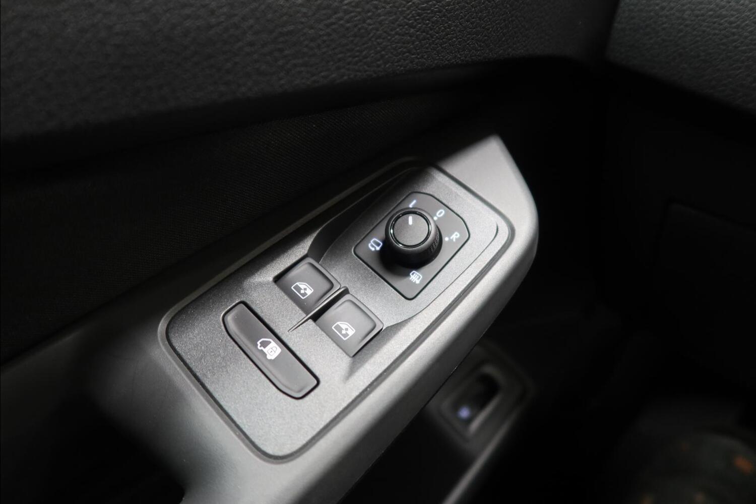 Ford Transit Connect vaihtoauto