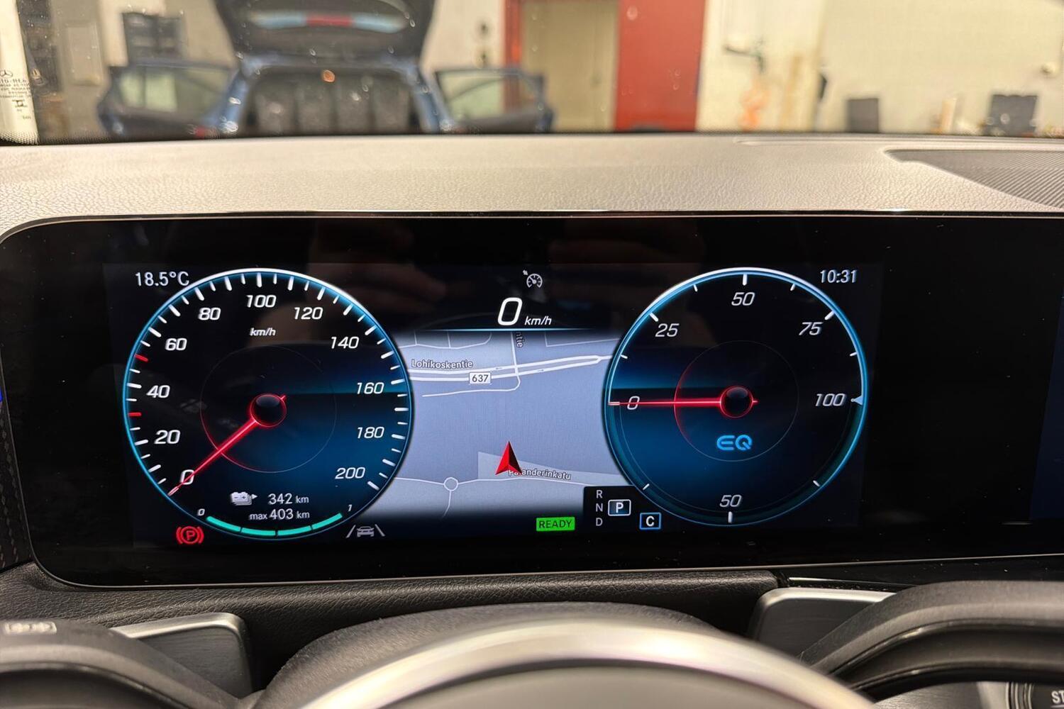 Mercedes-Benz EQB vaihtoauto