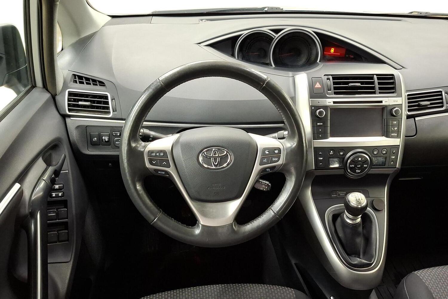 Toyota Verso vaihtoauto