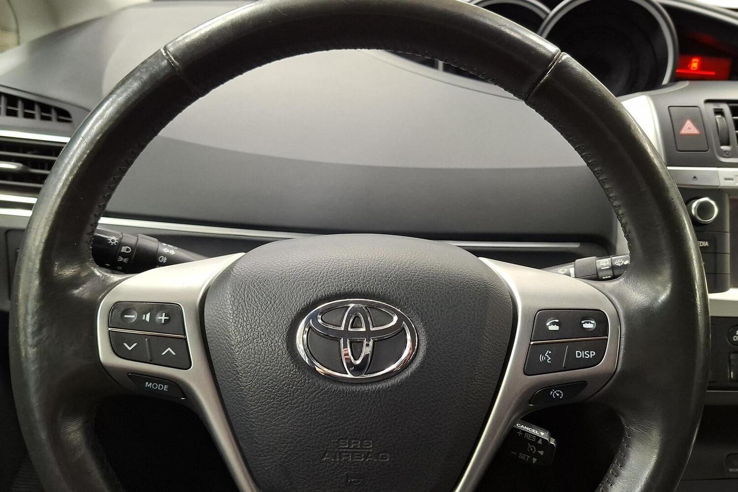 Toyota Verso vaihtoauto