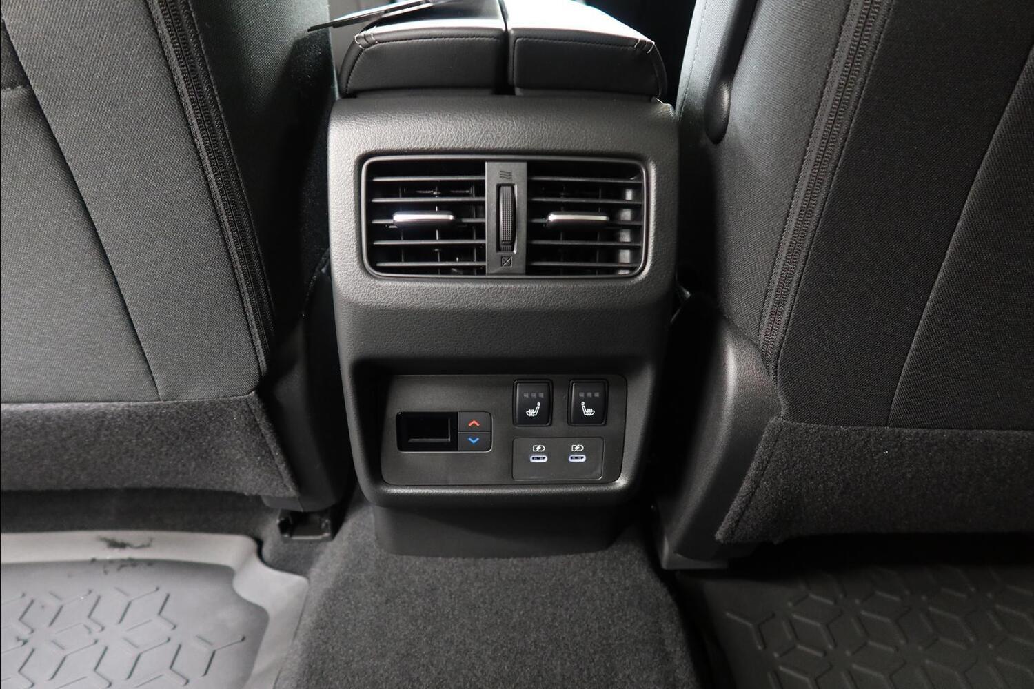 Nissan X-Trail vaihtoauto