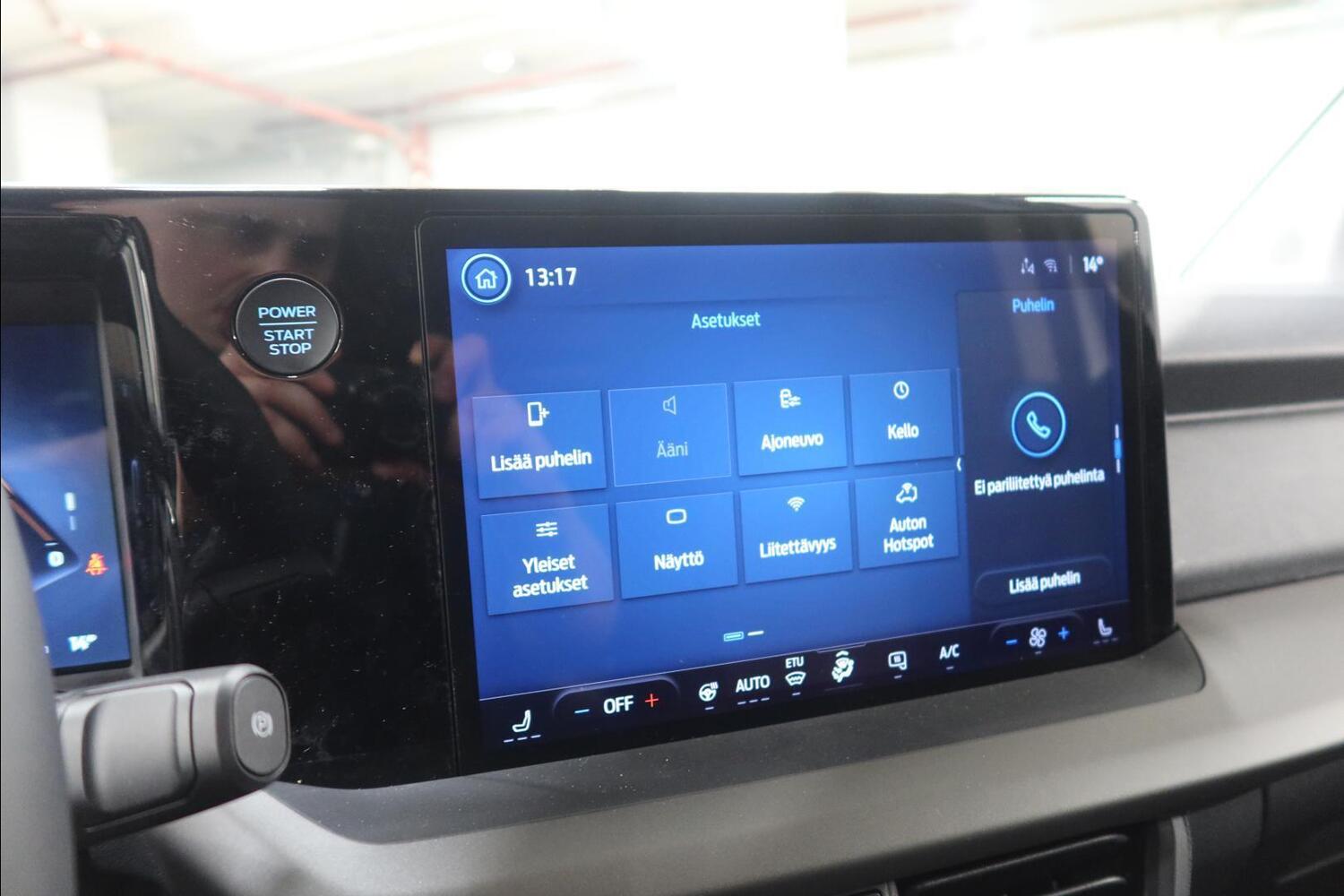 Ford Transit Courier vaihtoauto
