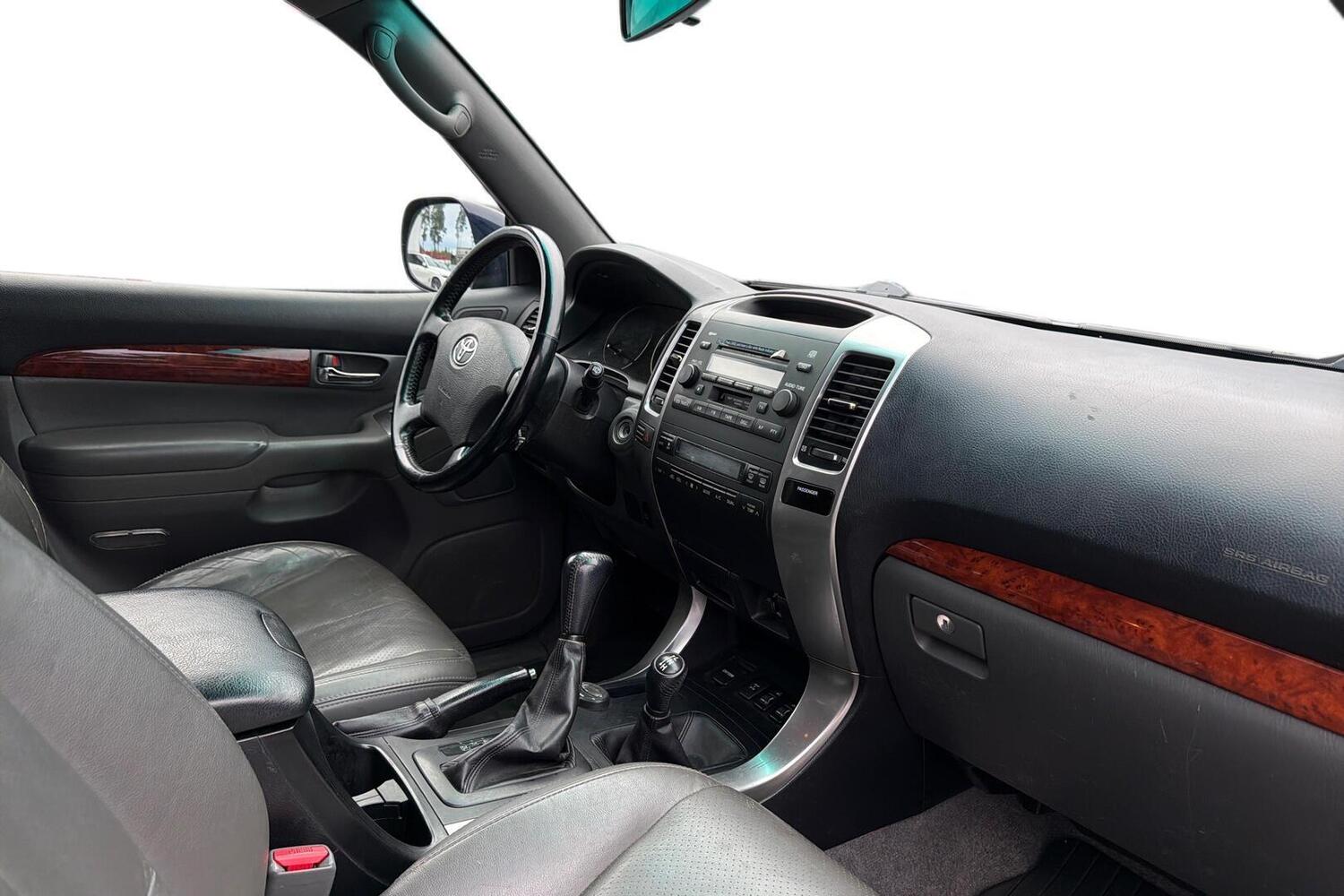 Toyota Land Cruiser vaihtoauto