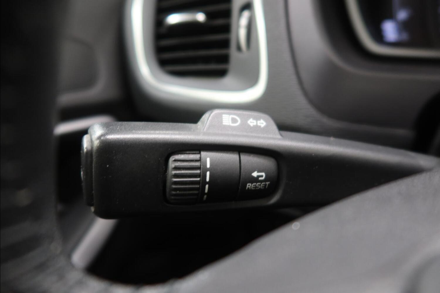 Volvo V40 Cross Country vaihtoauto