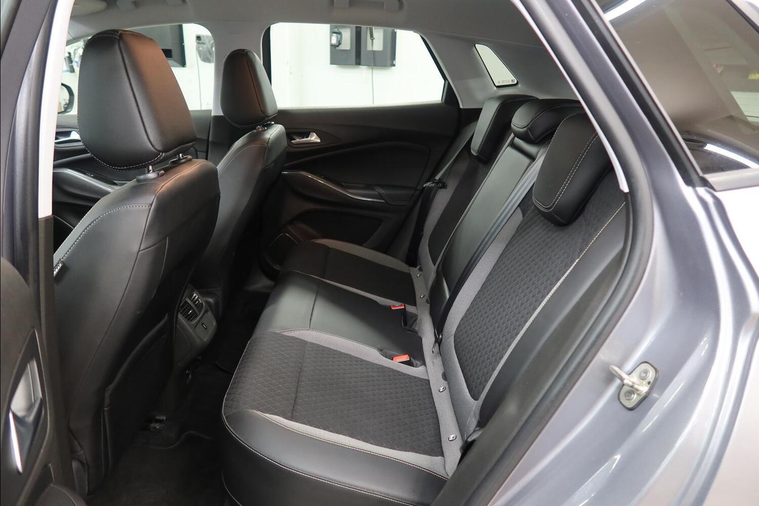 Opel Grandland X vaihtoauto