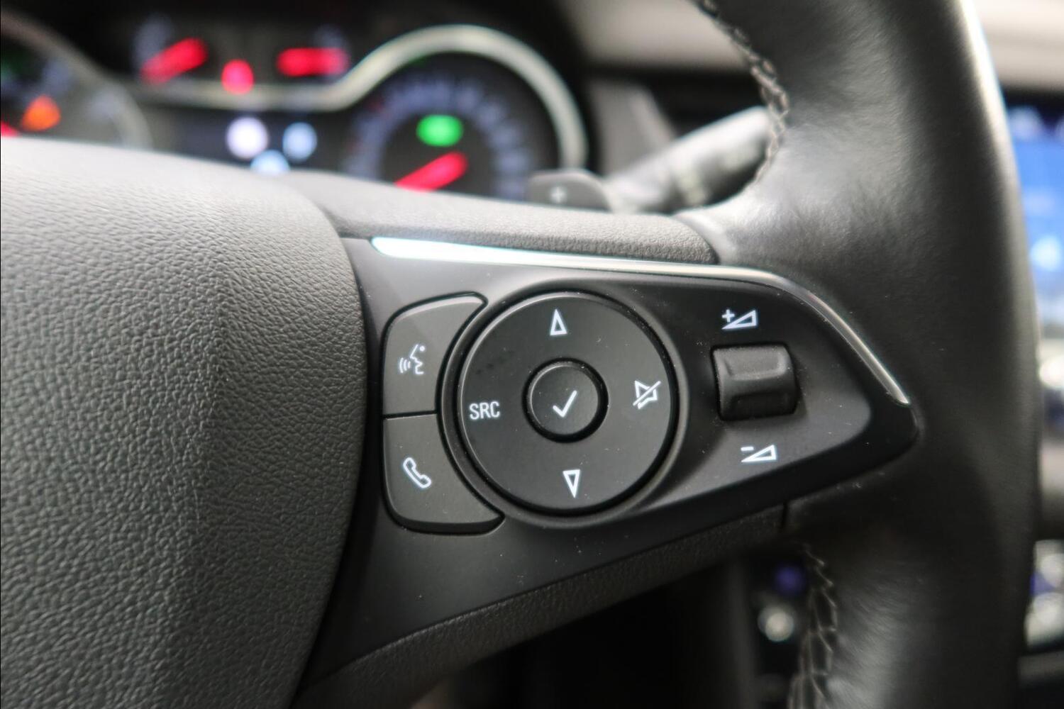 Opel Grandland X vaihtoauto