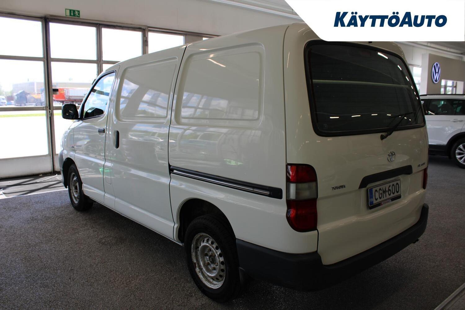 Toyota Hiace vaihtoauto