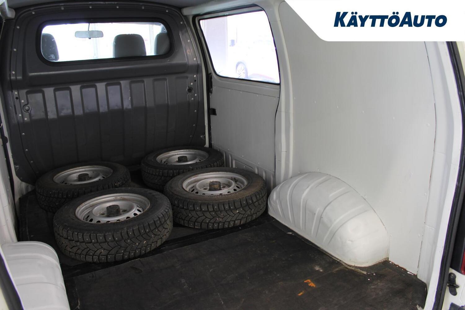 Toyota Hiace vaihtoauto