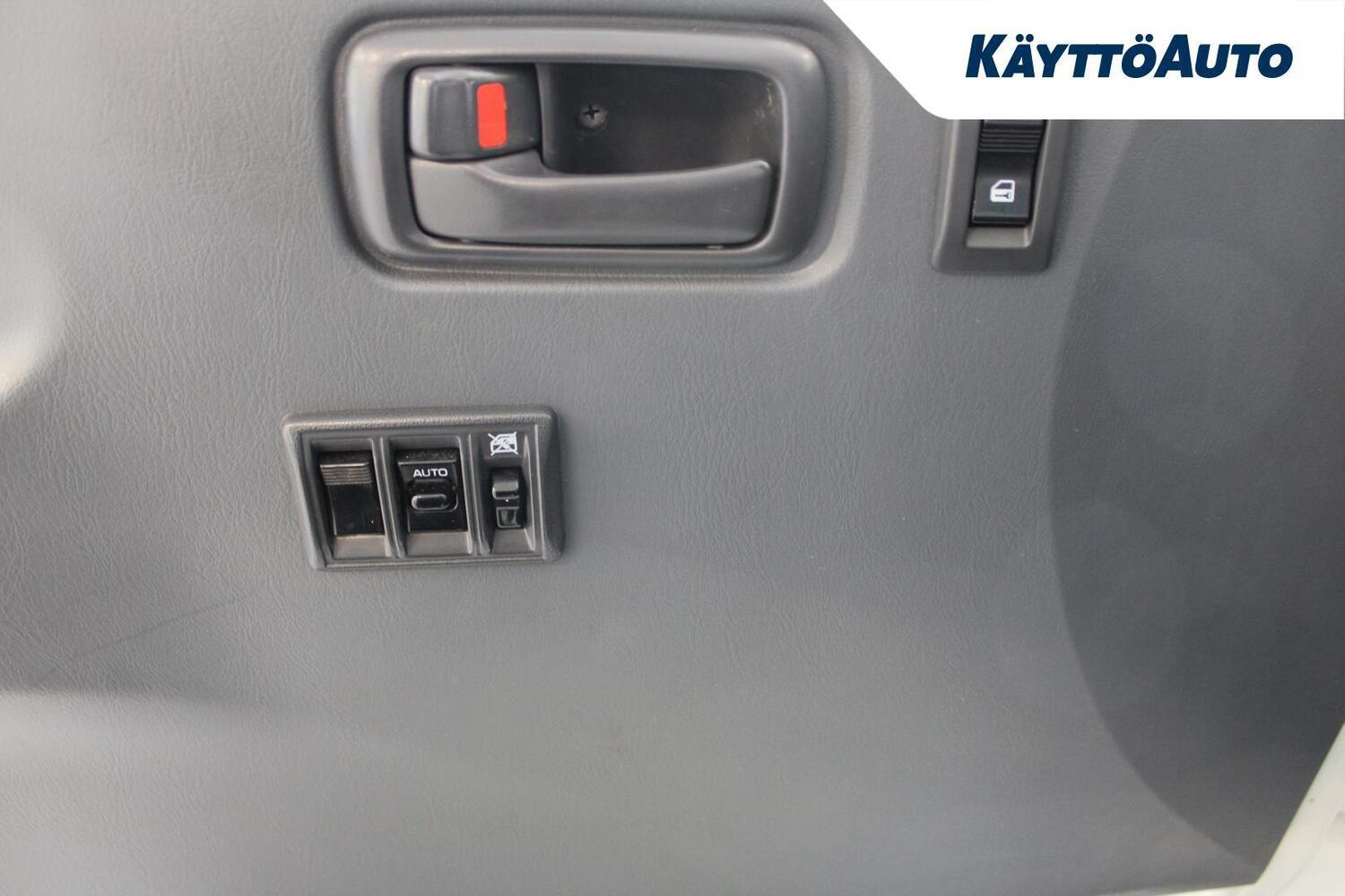 Toyota Hiace vaihtoauto