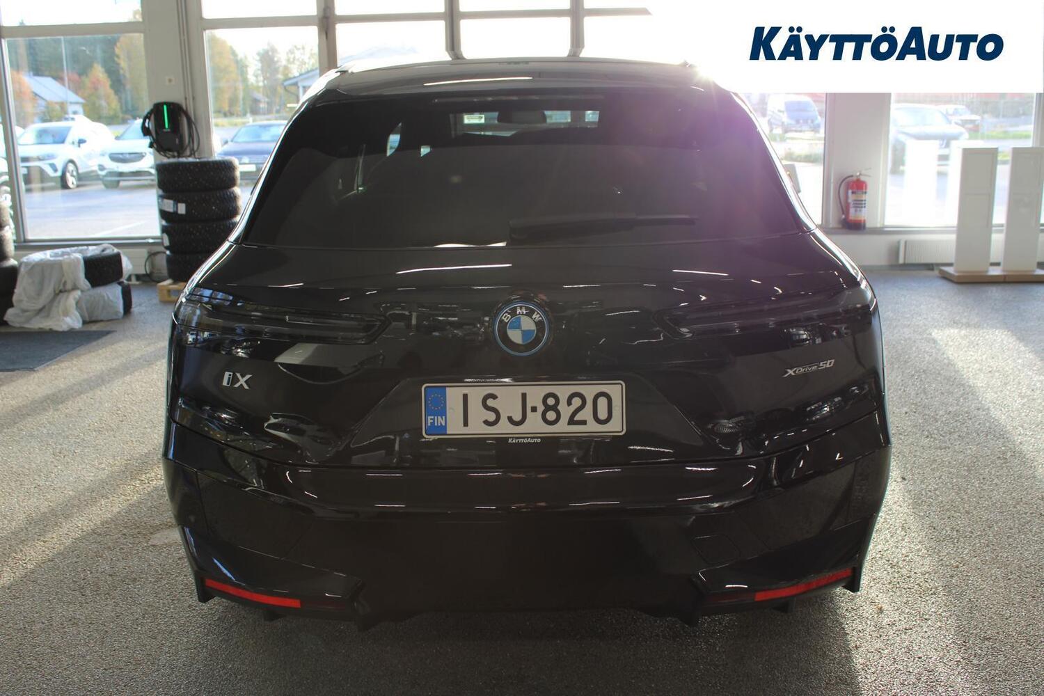 BMW iX vaihtoauto