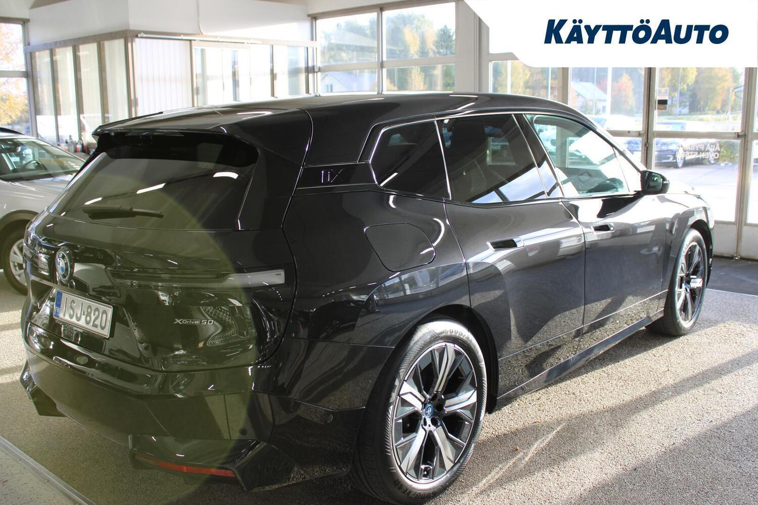 BMW iX vaihtoauto
