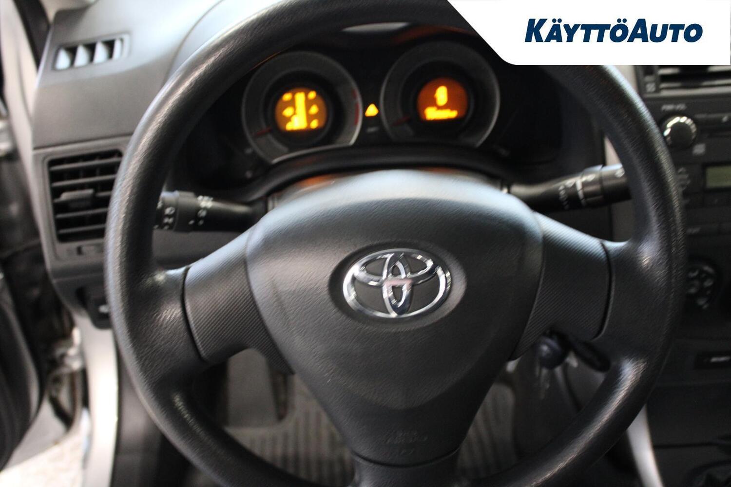 Toyota Corolla vaihtoauto