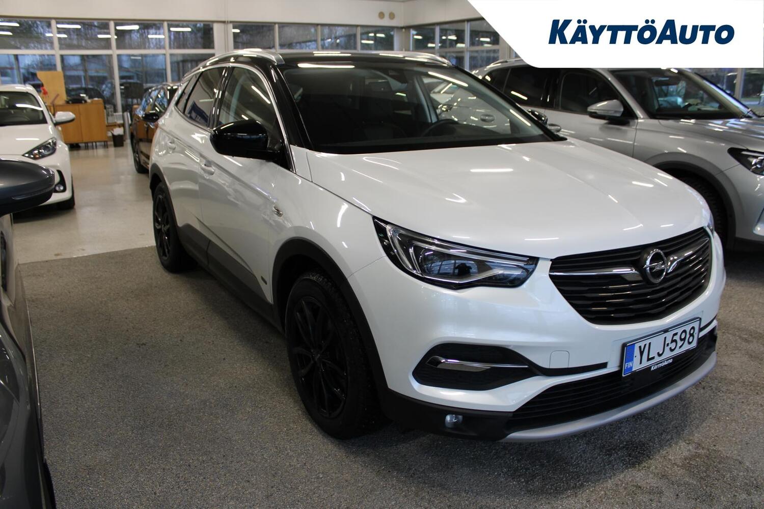 Opel Grandland X vaihtoauto