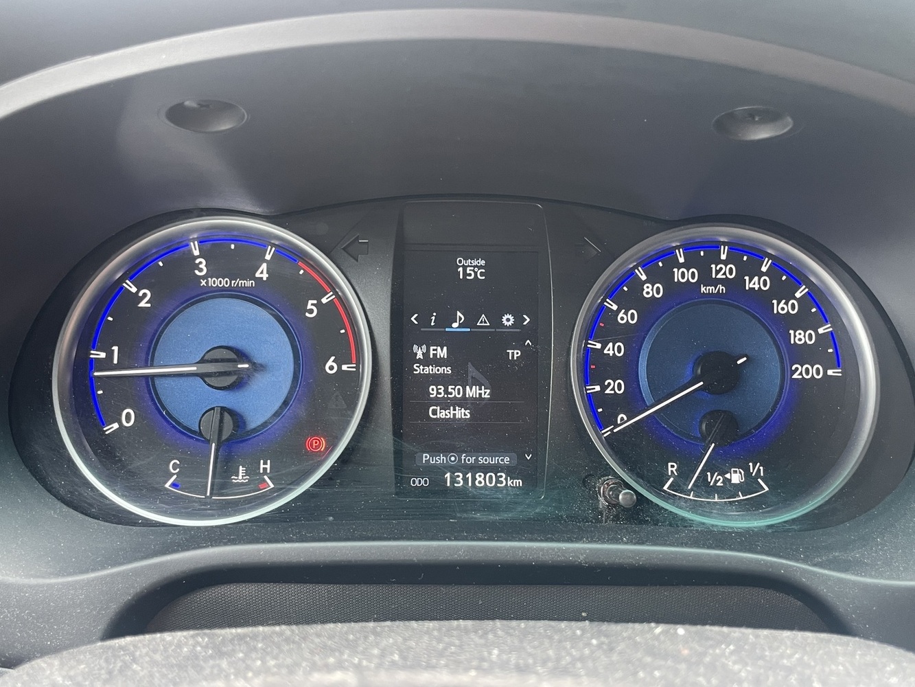 Toyota Hilux vaihtoauto