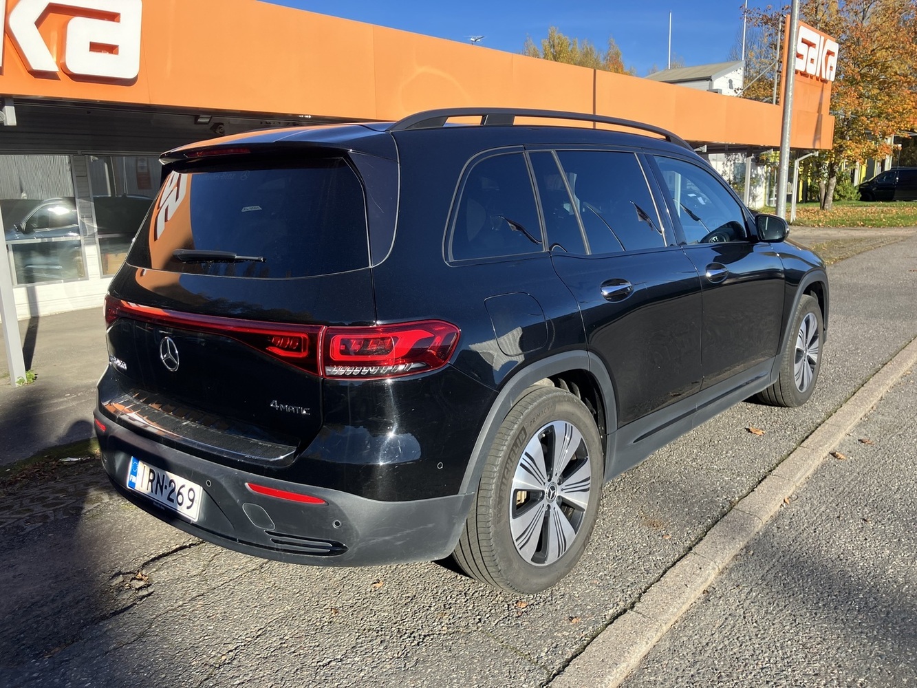 Mercedes-Benz EQB vaihtoauto