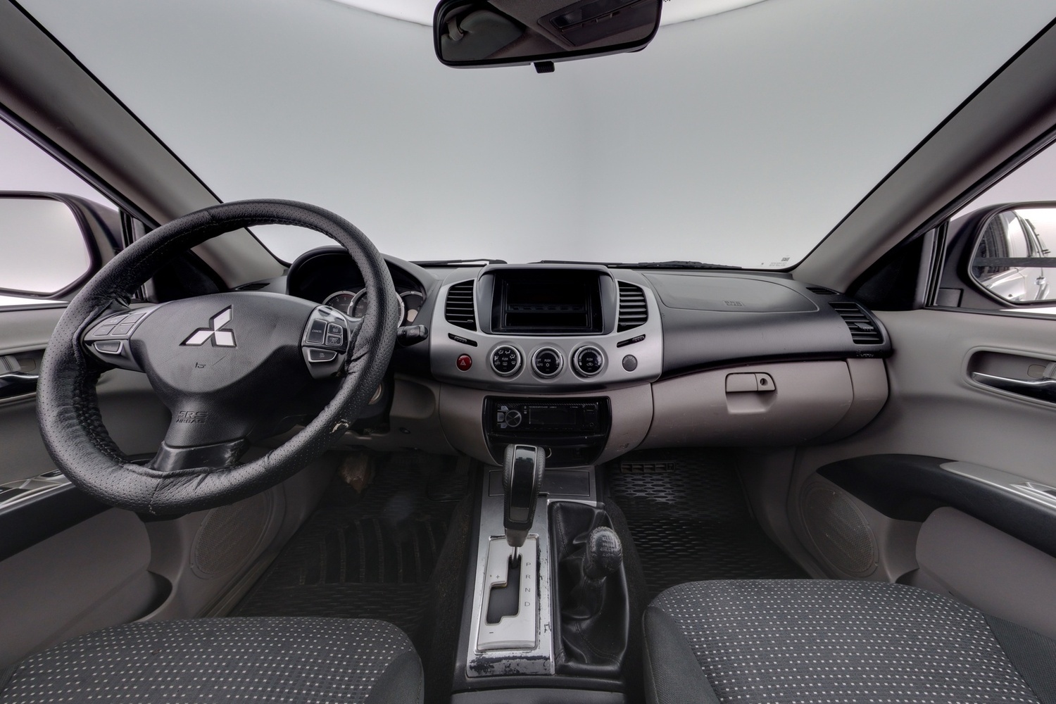 Mitsubishi L200 vaihtoauto