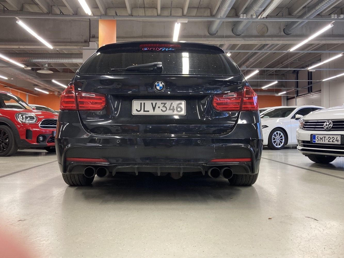 BMW 330 vaihtoauto