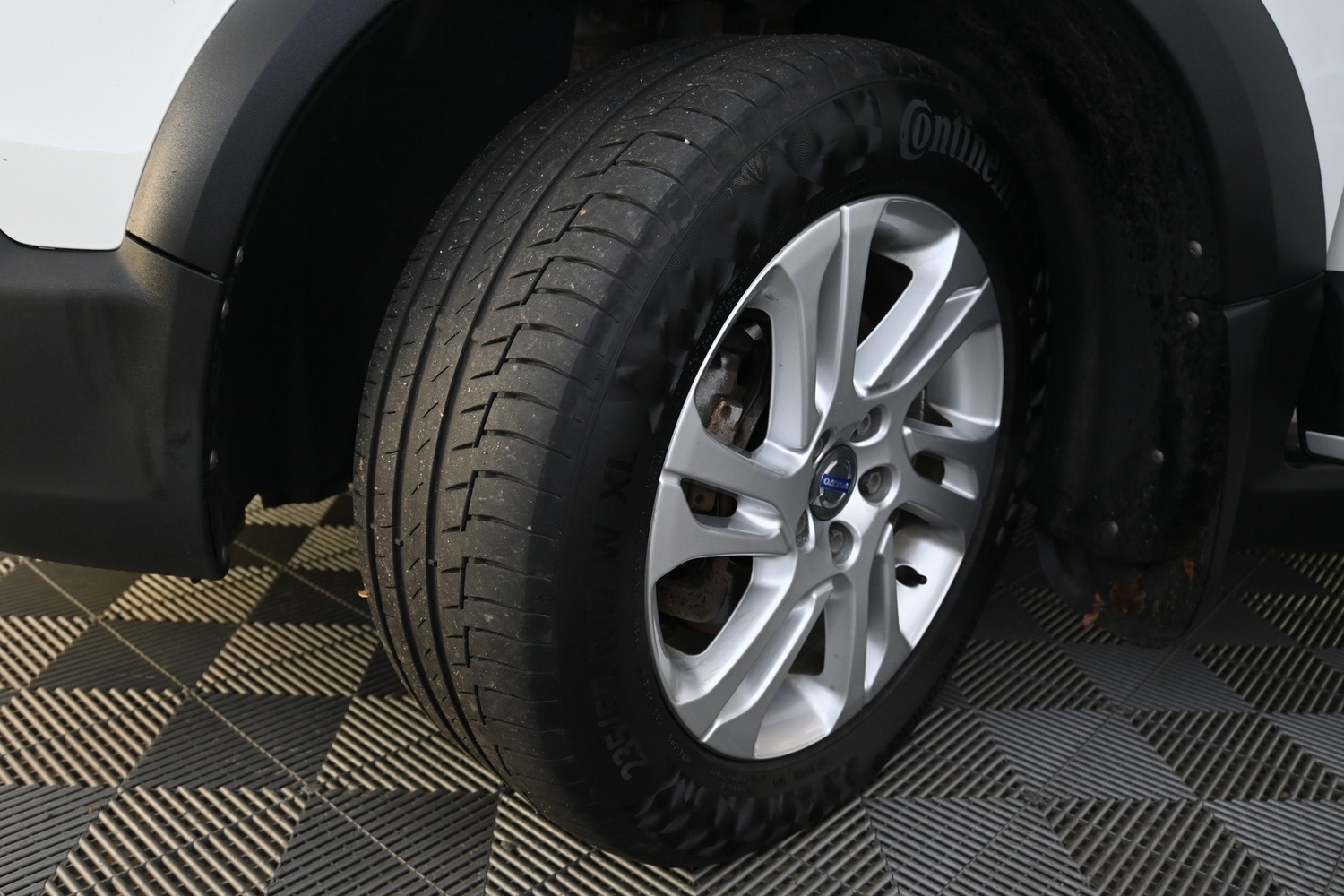 Volvo XC70 vaihtoauto