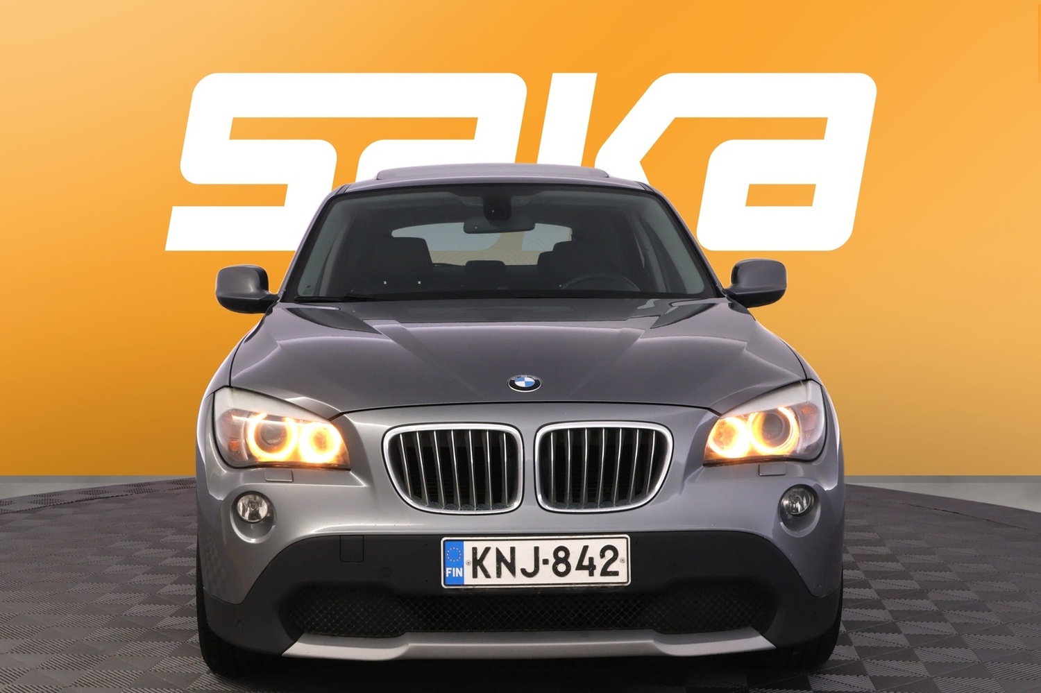 BMW X1 vaihtoauto