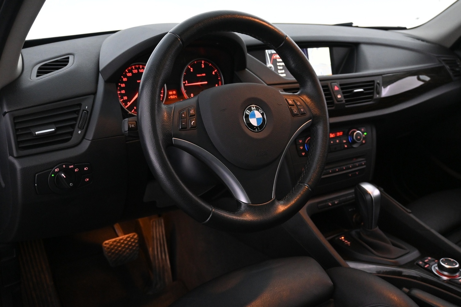 BMW X1 vaihtoauto
