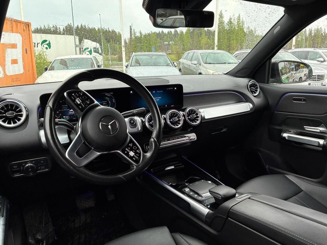 Mercedes-Benz EQB vaihtoauto