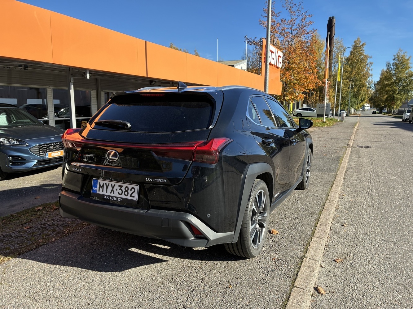 Lexus UX vaihtoauto