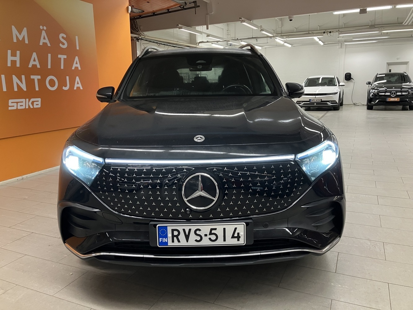 Mercedes-Benz EQB vaihtoauto