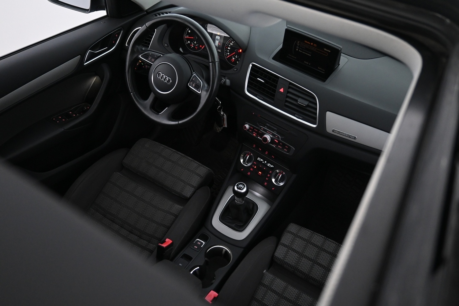 Audi Q3 vaihtoauto