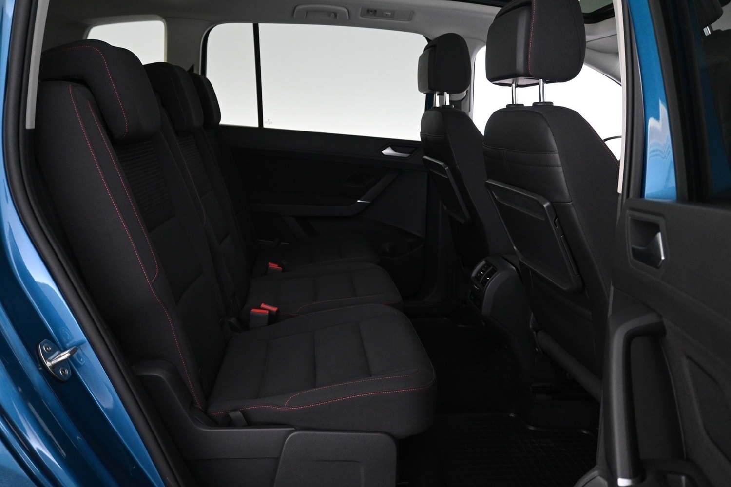 Volkswagen Touran vaihtoauto