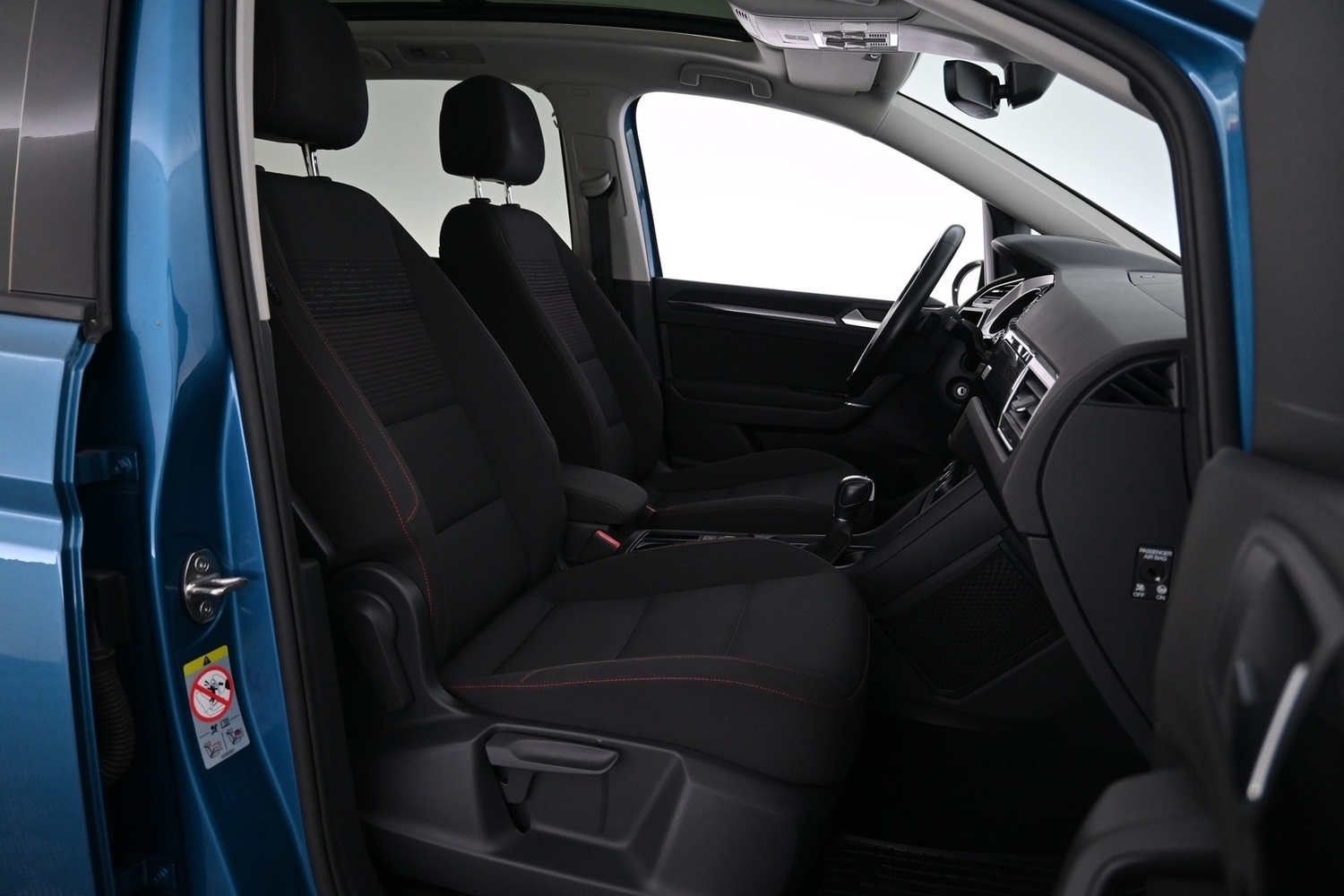 Volkswagen Touran vaihtoauto